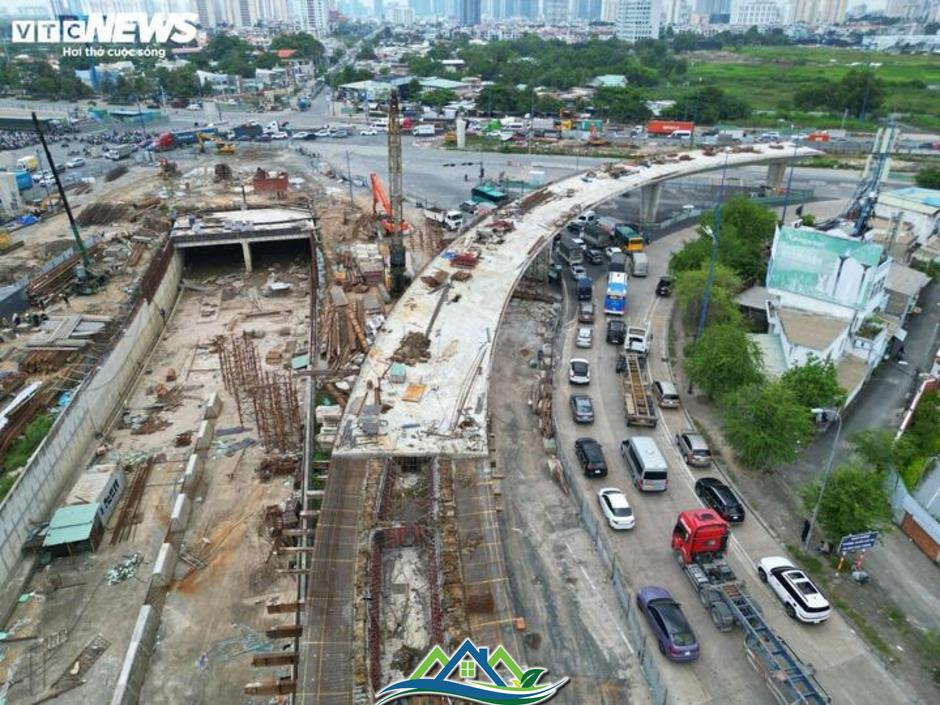 Vì sao TP.HCM giải ngân đầu tư công chậm chạp? Vì sao TP.HCM giải ngân đầu tư công chậm chạp?