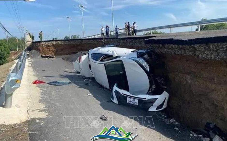 Vụ sụp lún cầu Hòa Bình ở Tây Ninh: Cục Đường bộ Việt Nam yêu cầu khẩn trương khắc phục Vụ sụp lún cầu Hòa Bình ở Tây Ninh: Cục Đường bộ Việt Nam yêu cầu khẩn trương khắc phục