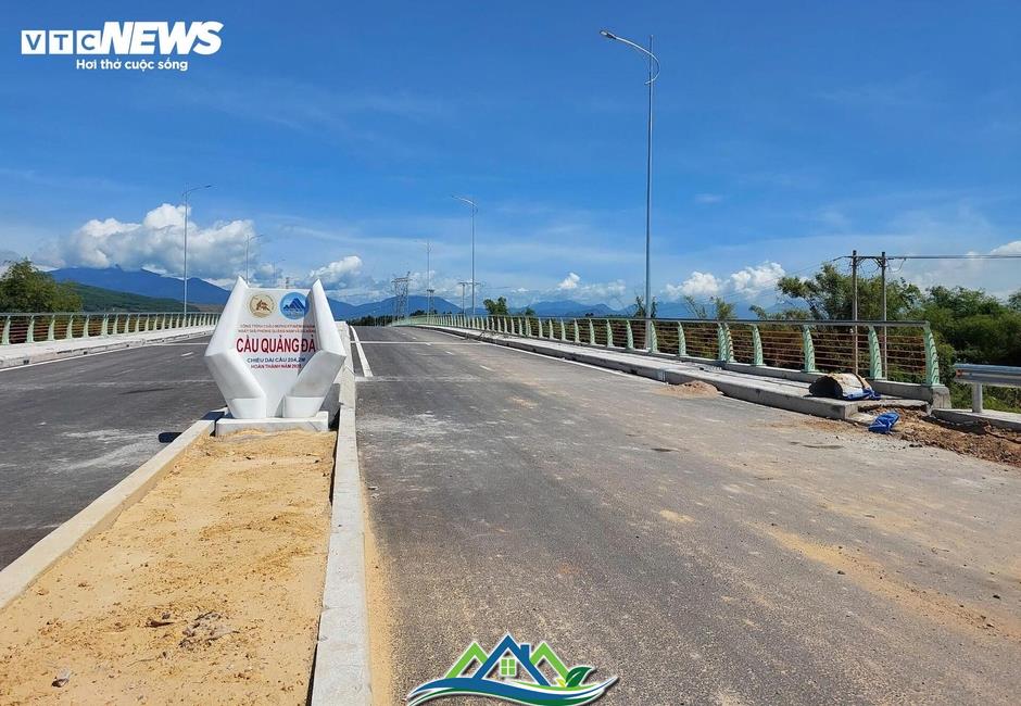 Vướng mặt bằng, cầu hơn 274 tỷ đồng ở Đà Nẵng 'đứng hình' Vướng mặt bằng, cầu hơn 274 tỷ đồng ở Đà Nẵng 'đứng hình'