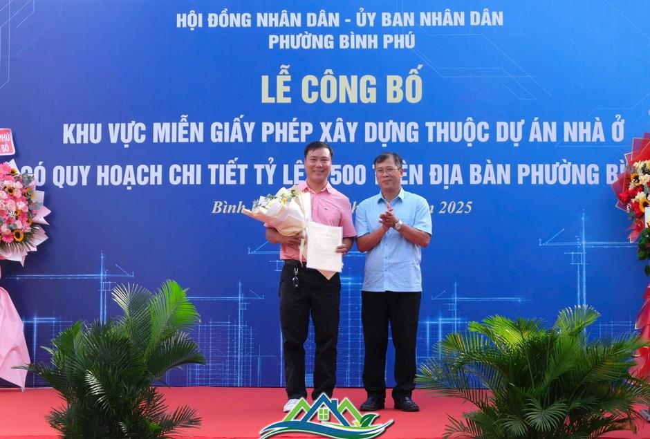 Xây nhà không cần giấy phép - niềm vui của người dân Xây nhà không cần giấy phép - niềm vui của người dân